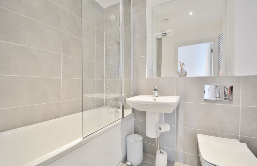 Images for Alexander House, Angus Court, Thame