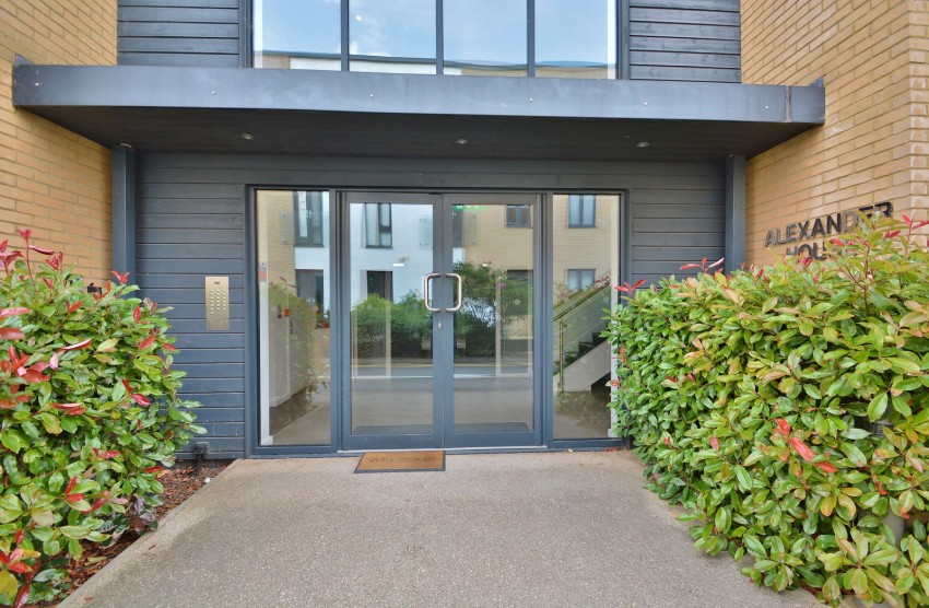 Images for Alexander House, Angus Court, Thame