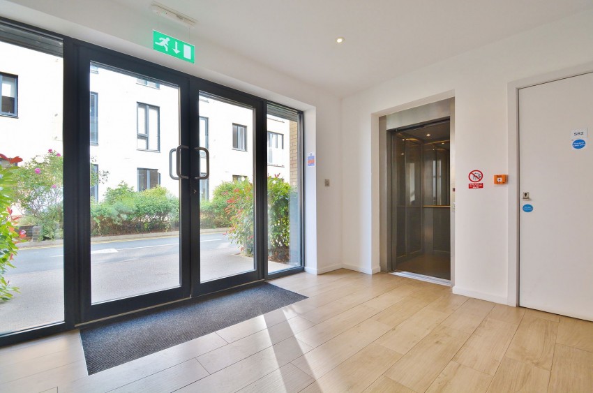 Images for Alexander House, Angus Court, Thame