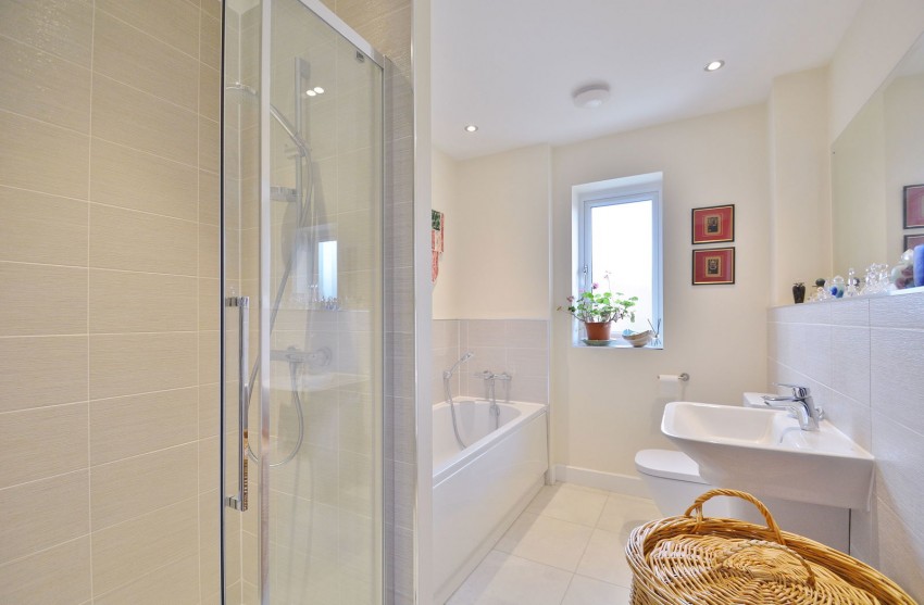 Images for Saxon Square, Thame