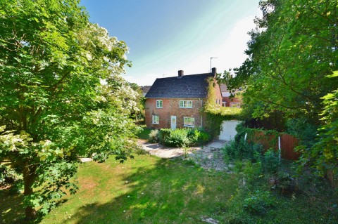 View Full Details for Orchard Close, Longwick