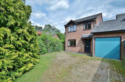 View Full Details for Clifden Road, Worminghall