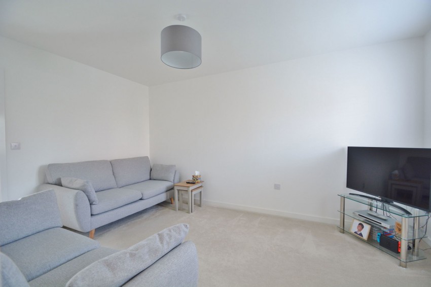Images for Robin Gibb Road, Thame