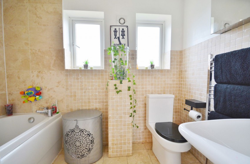 Images for Peascroft, Long Crendon