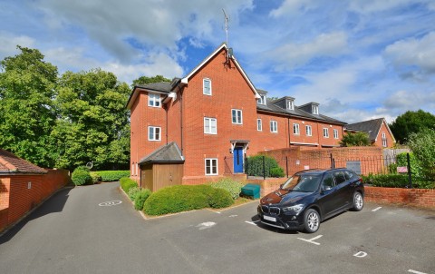 View Full Details for Old Union Way, Thame