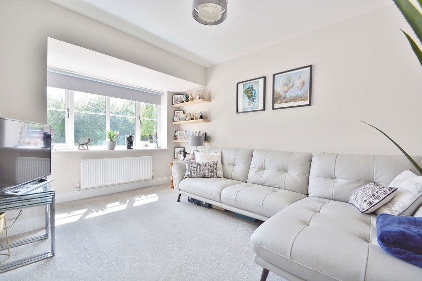 Images for Elton Field, Thame