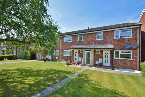 View Full Details for Coombe Hill Crescent, Thame