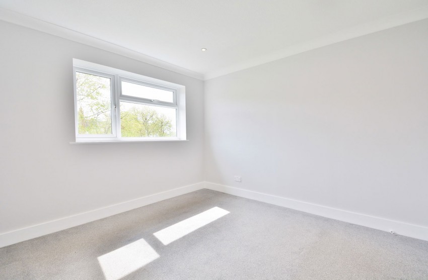 Images for Coombe Hill Crescent, Thame