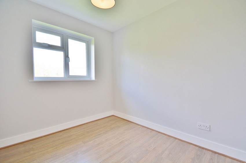 Images for Coombe Hill Crescent, Thame