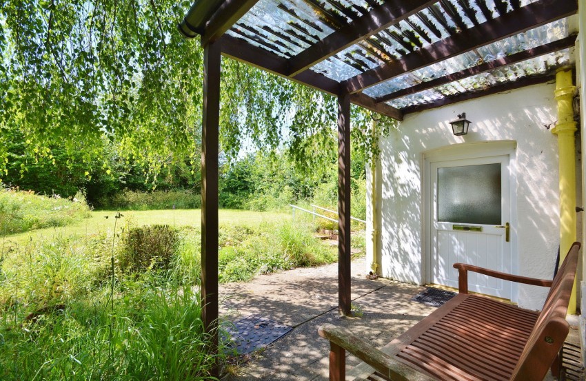 Images for Worminghall Road, Oakley