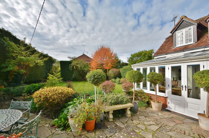 Images for Field Cottage, Upton