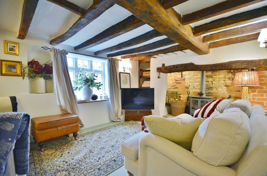 Images for Field Cottage, Upton