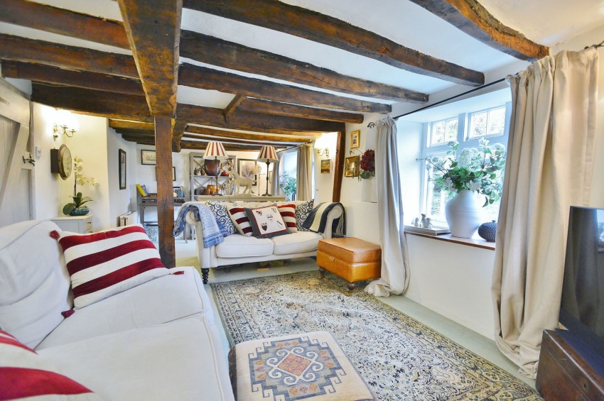 Images for Field Cottage, Upton