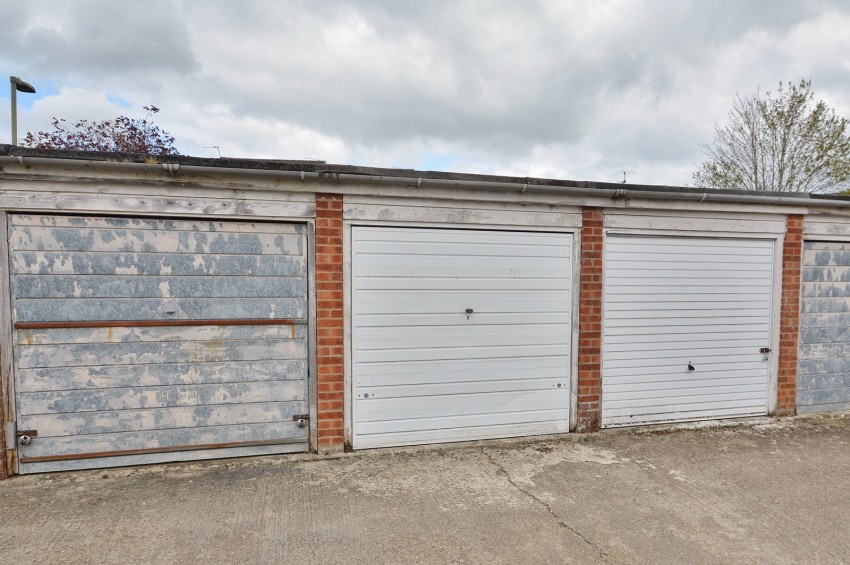 Images for Roundhead Drive, Thame, OX9 3DL