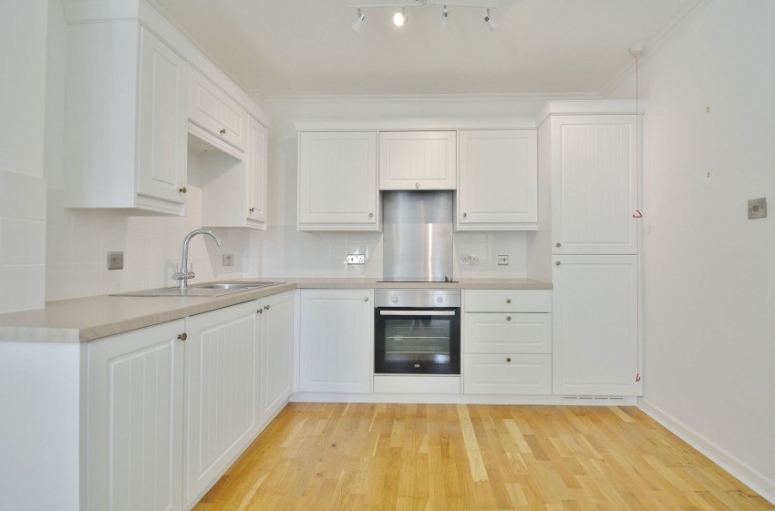 Images for Sharman Beer Court, Thame