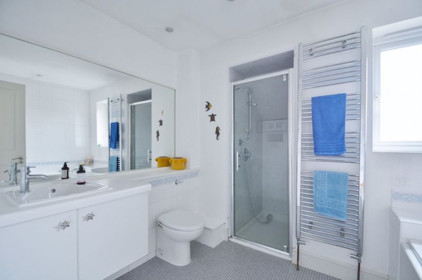 Images for Maple Road, Thame