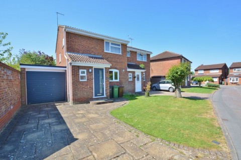 View Full Details for Montrose Way, Thame