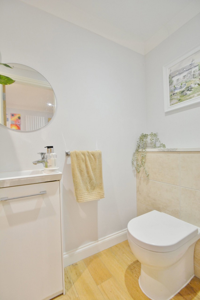 Images for Youens Drive, Thame