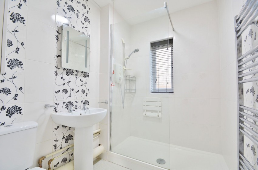 Images for Sharman Beer Court, Thame