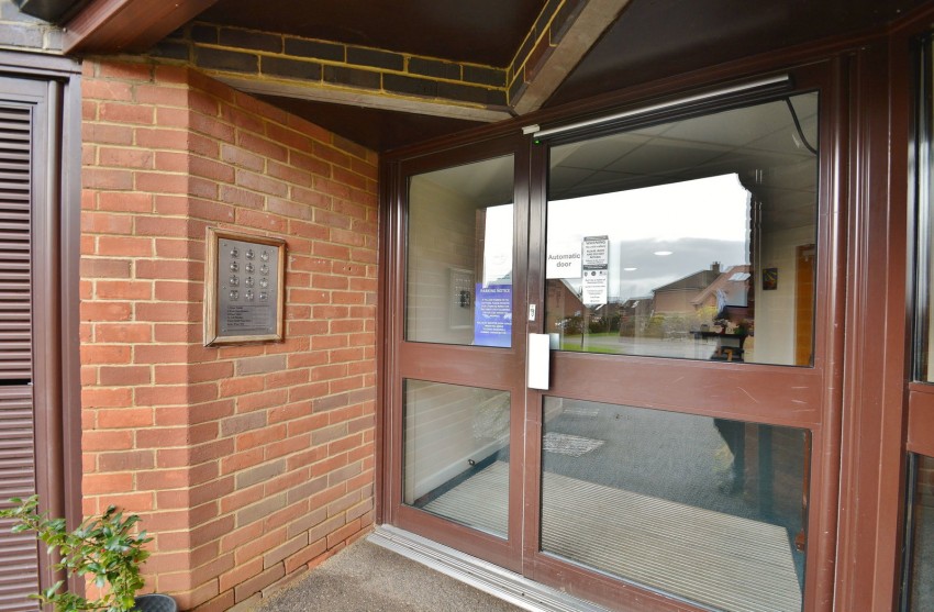 Images for Sharman Beer Court, Thame