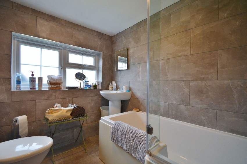 Images for The Mount, Tetsworth, Thame, Oxfordshire, OX9 7AF