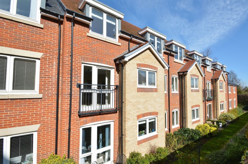 Images for Yeats Lodge, Greyhound Lane, Thame, OX9 3LY