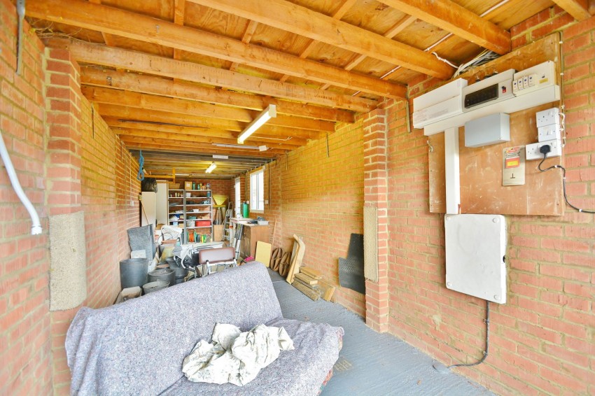 Images for Old Farm Close, Worminghall