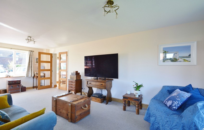 Images for Elmwood Close, Oakley