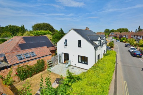 View Full Details for Victoria Mead, Thame, OX9 3HY
